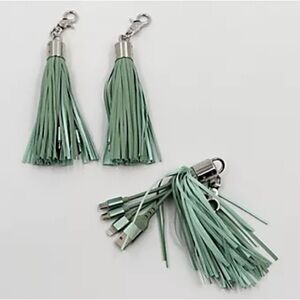 Bolsetta Universal Charging Tassels for Apple & Android - Sage Green